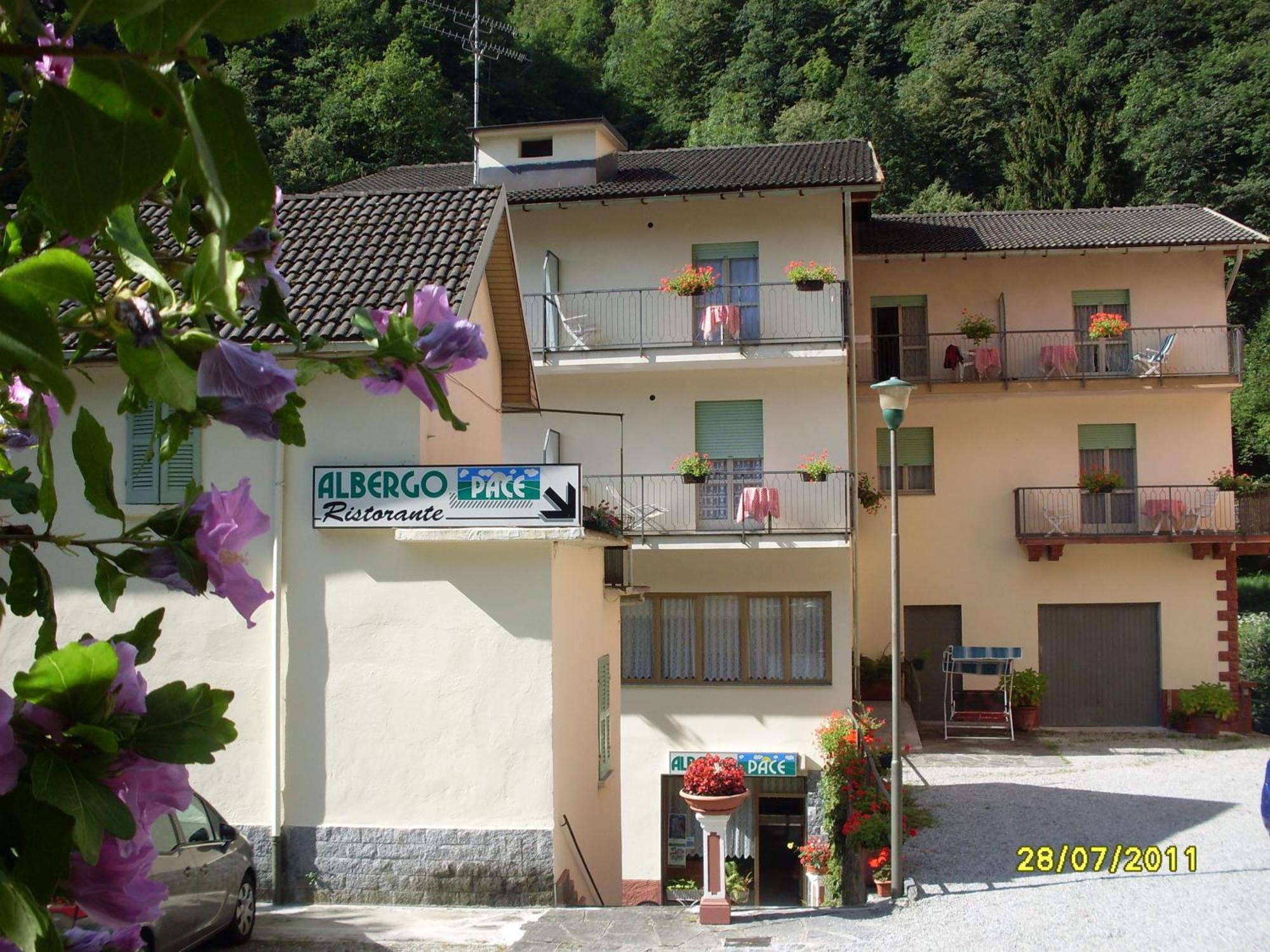 Albergo Ristorante Pace Bognanco Exterior photo